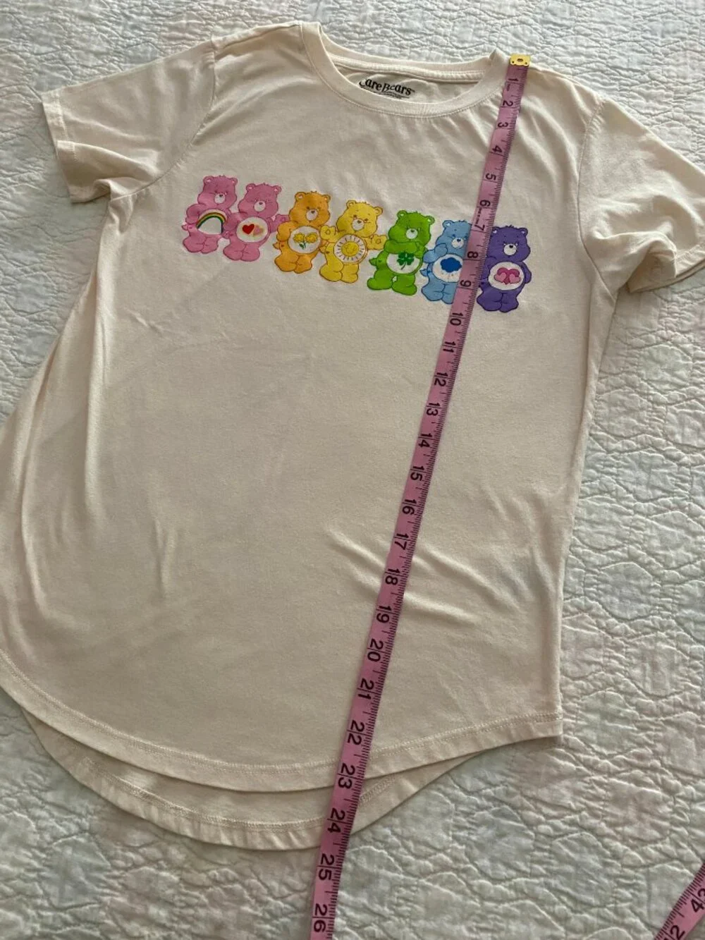 Care Bears - Ivory Rainbow Bears Graphic T-Shirt - Kids Size M (7/9)
